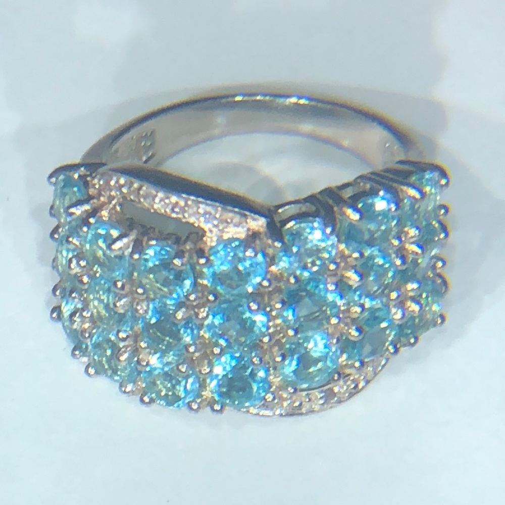 Blue Apatite w/Diamond accents, 4.20 ctw. Size 7